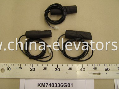 KM740336G01 KONE LIft MONOSTABLE SWITCH, 61U / 61N / 30 L=1.5M